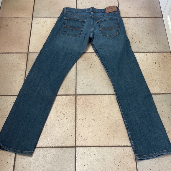 Levi’s,size 32/34 - Picture 5 of 9
